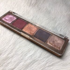 Natasha Denona Cranberry palette